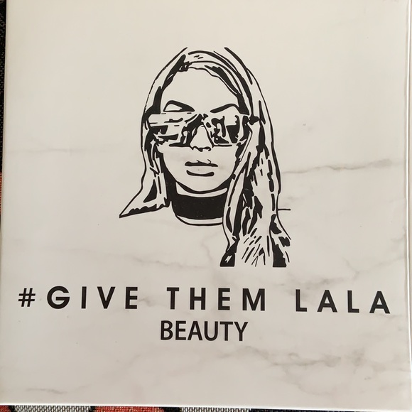 ❣️HOST PICK❣️ New Give Them Lala Beauty Palette - Picture 2 of 8